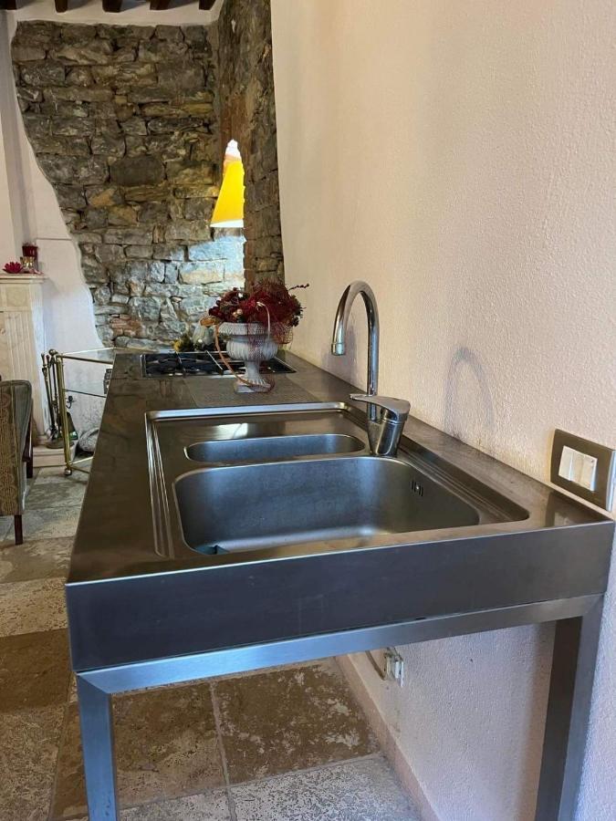 كامبيليا ماريتيما La Piazzetta Toscana B&B المظهر الخارجي الصورة